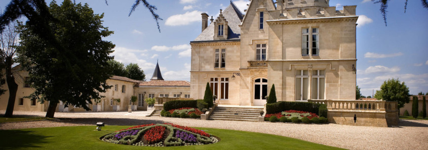 Château Pape Clément, Château Pape Clément pessac, visite Château Pape Clément, bernard magrez, visite chateau pessac, grand cru classé pessac, dégustation chateau pessac