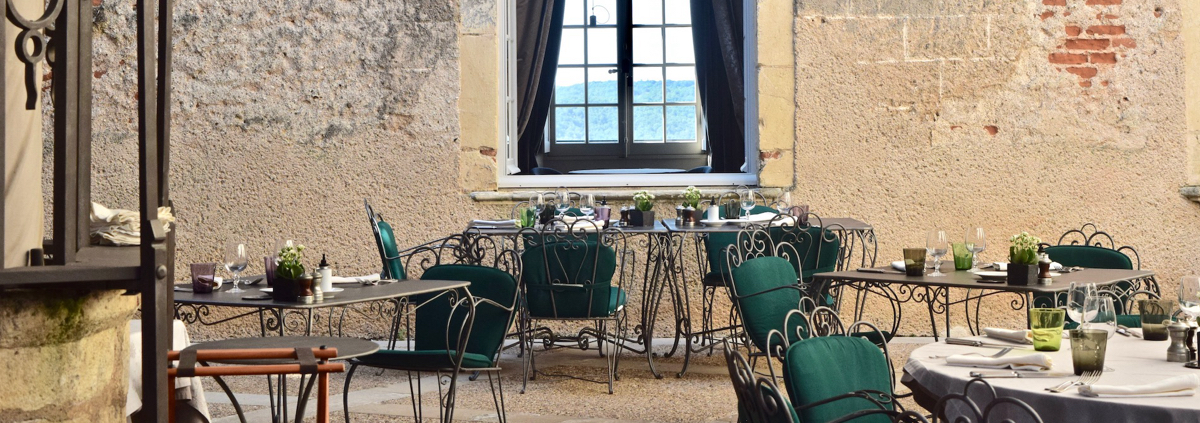 Repas chateau de Mercues
